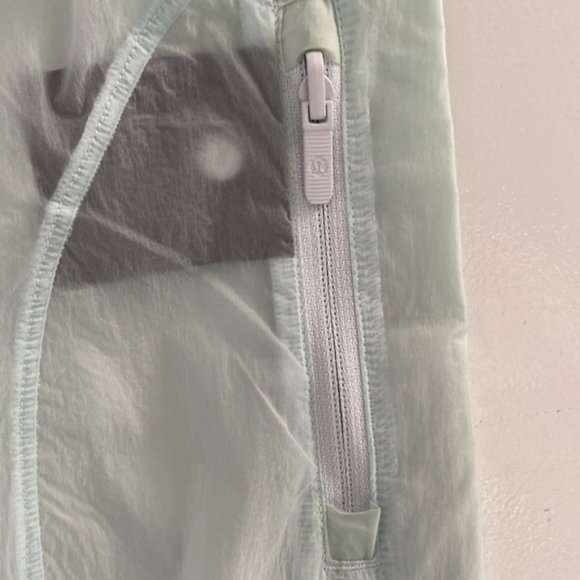 ❗️SOLD❗️2021 Lululemon Step Out High Rise Short 3" Shorts Size 10 - Picture 11 of 13